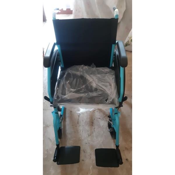 SEDIA A ROTELLE NUOVA